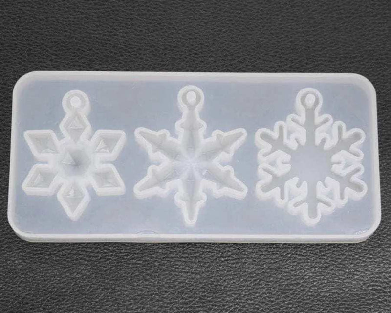 Snowflake Mold DIY Keychain Pendant Making Epoxy Resin Molds DIY Resin Casting And Molding Supplies Silicone Mould For Necklace Pendant
